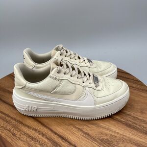 Nike Air Force 1 Platform Shoes Womens Size 6 Fossil Ivory Running Casual School